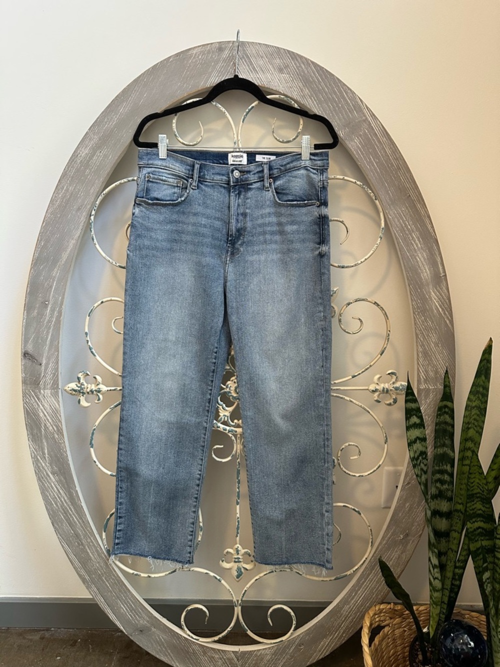 Kensie Light Blue Cropped Straight Jeans